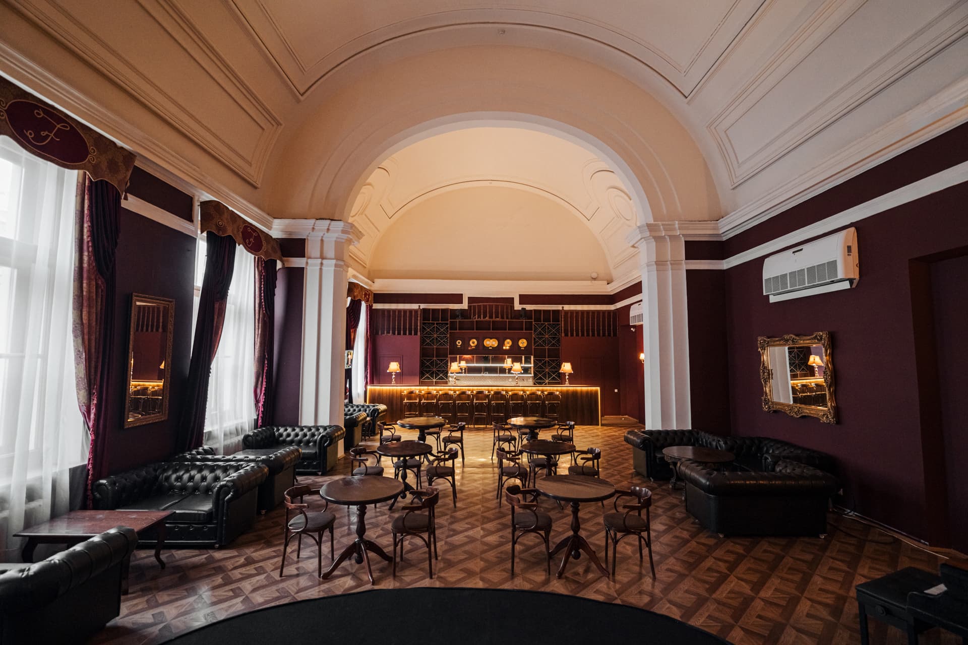 Дворец Кваернги